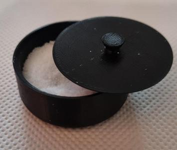 Little bowl with lid