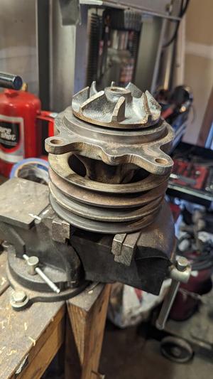 cat 3150 water pump seal install tools