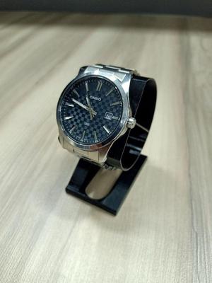 one watch stand