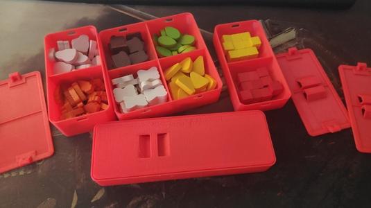 Boardgame boxes / trays