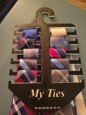 Tie rack - 10 ties