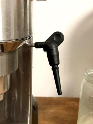 Delonghi Dedica milk frother steam Milchaufschäumer