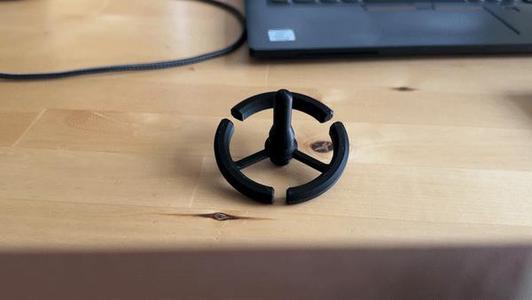 Gyroscopic 3 Arm Spinning Top 