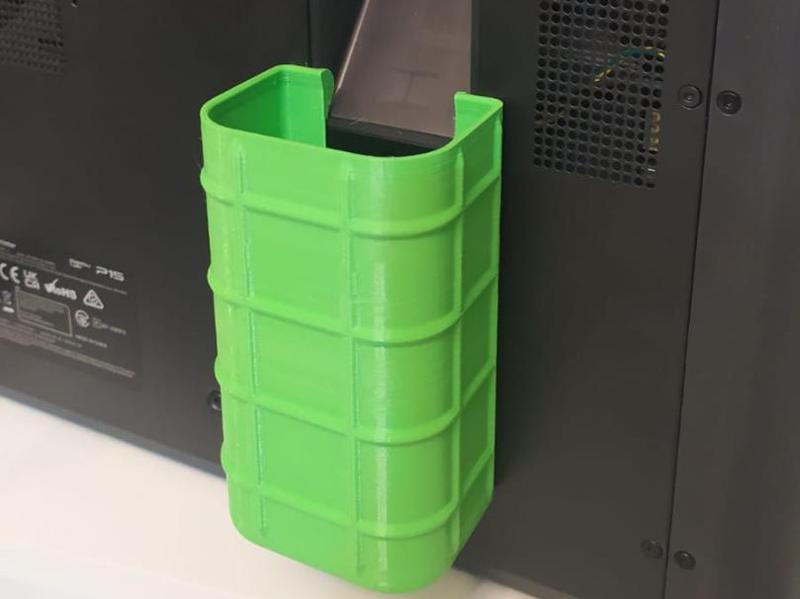 Small magnetic poop bin 