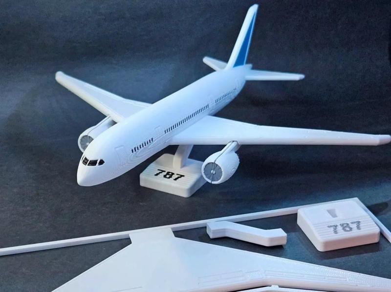 Boeing 787 Dreamliner 3D Printable Model Kit