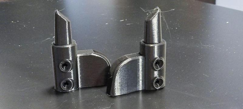 Jeep grand cherokee wj trunk curtain ear