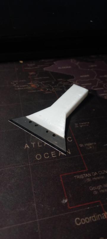 precision blade holder / spatula