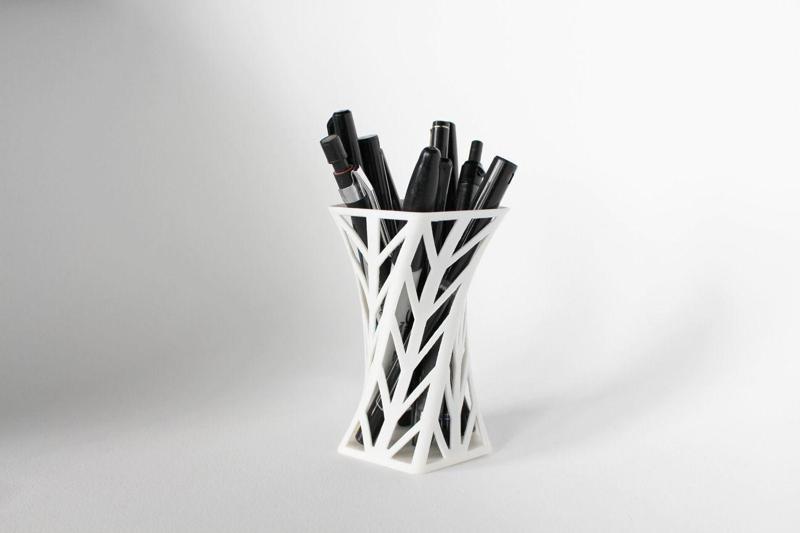 008f - Pen Holder - Wireframe - Arrowhead Pattern -
