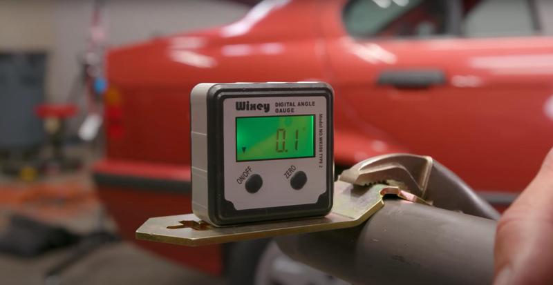 Digital Level Support for Pipe Bending