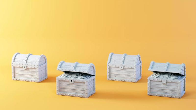 Wooden chest set