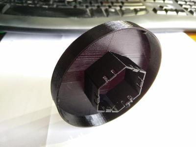 Tire cap