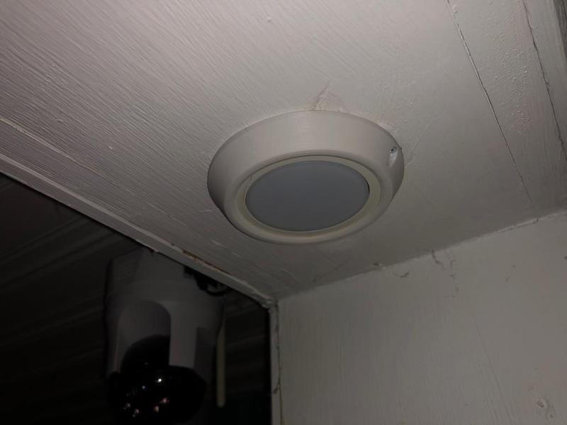 Ikea omlopp mounting bracket