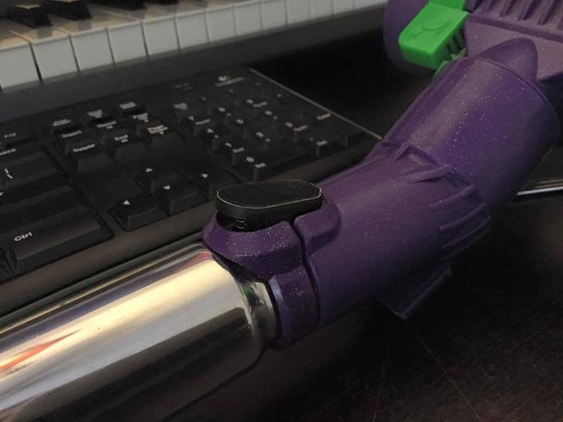 Dyson DC05 Attachment Clip