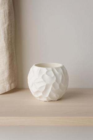 Pebble Whisper Vase - Modern Textured Home Decor