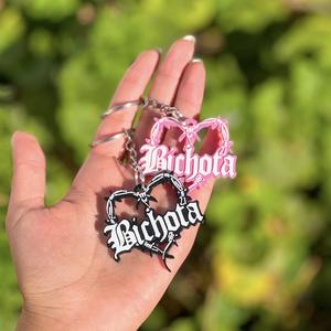 KEYCHAIN BICHOTA KAROL G