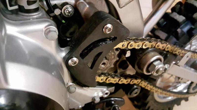 KLX 110 Sprocket Guard / Case Saver