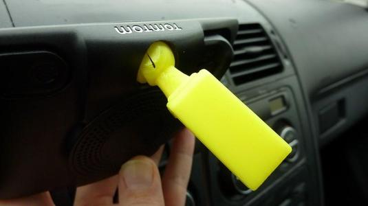 Tomtom articulated bracket