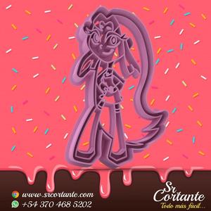 CUTTER COOKIE YOUNG TITANS - TEEN TITANS CUTTER OF COOKIES