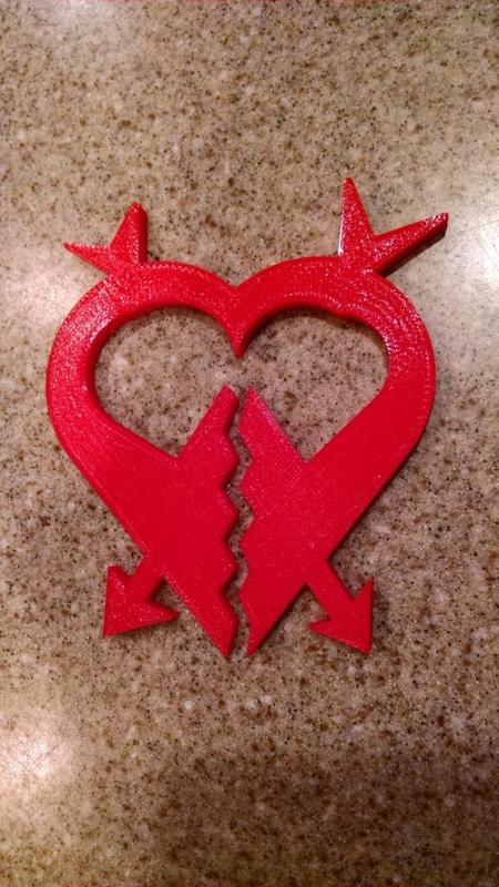 Double Arrow Heart Chip Clip