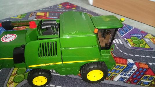 John Deere T670i Bruder