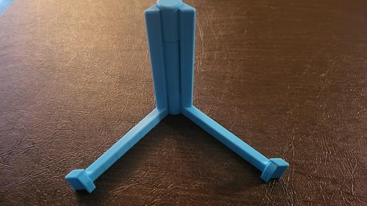 Phone stand works great on samsung fold series