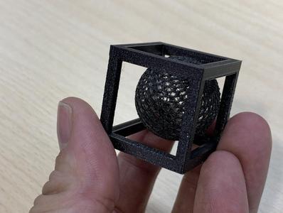 Voronoi Sphere inside a hollow cube