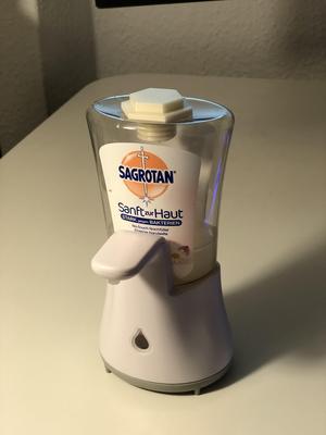 Soap dispenser refill insert (for example Sagrotan)