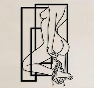 LINE ART WOMAN PAINTING 2