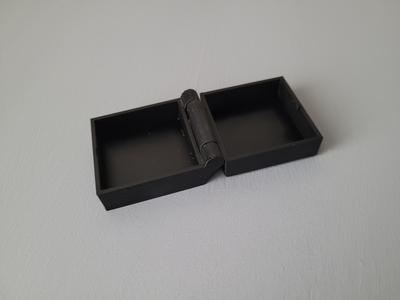 jewel case box with hinge