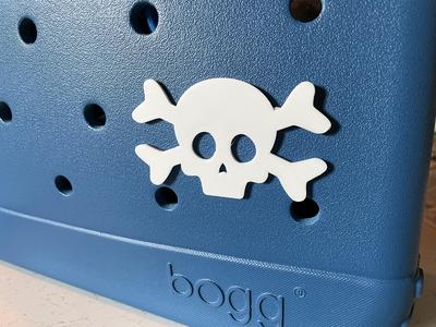 Bogg Bag Charm Skull and Crossbones
