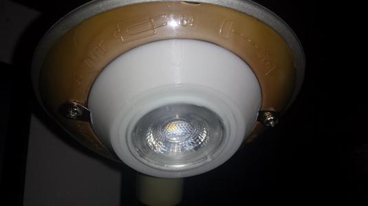 LED conversion adapter for desk lamp