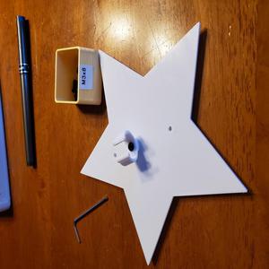 Christmas Tree Clip-On Star