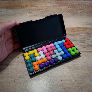 Kanoodle Puzzle Game