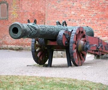 Gripsholm style great cannon