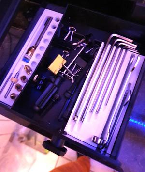 Tool organizer for Creality Ender 3 v2