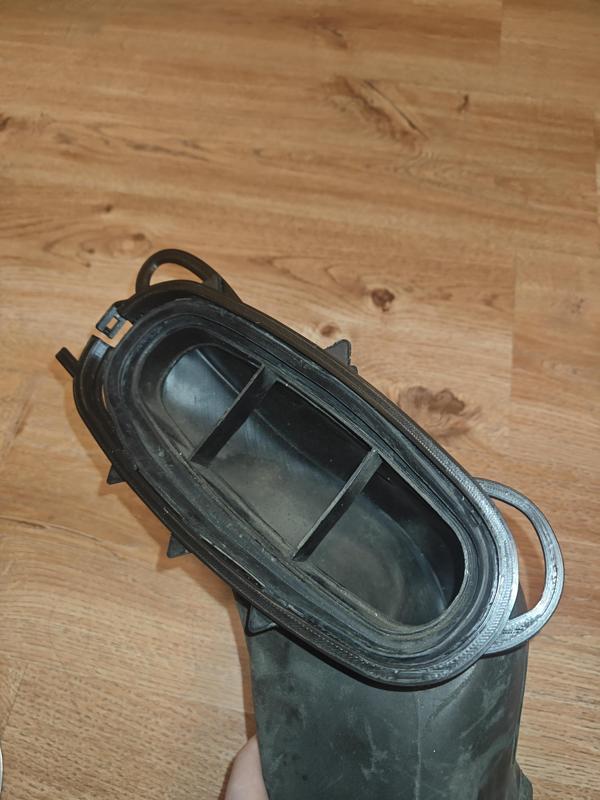 BMW E39 M52 / M51 / M62 Microfilter Housing - Air Channel Clamp Set