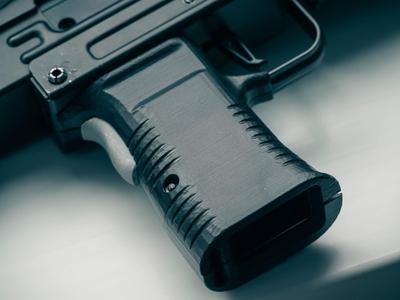 KWC mini uzi enhanced pistol grip