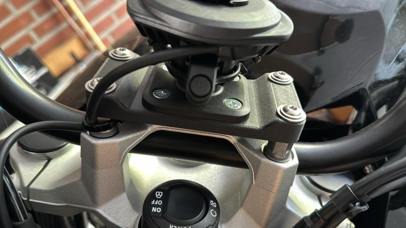 Bmw F750GS F850GS F800GS F700GS R1200R Quad lock mount