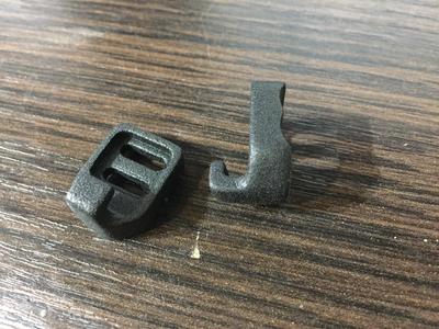 Bmw E30\E28\E23 - rear sun shade hook (OEM: 51461917381)