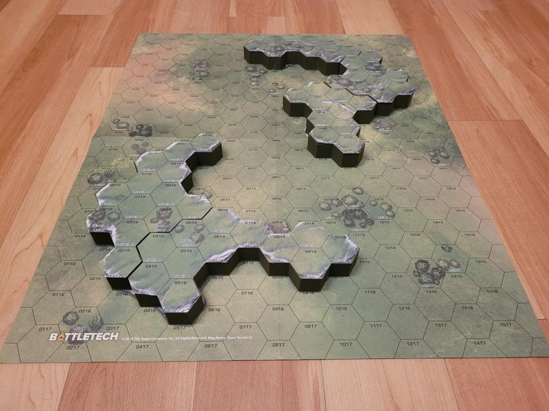 BATTLETECH TERRAIN MAP OPEN TERRAIN #2 (BATTLETECH MAP PACK GRASSLANDS, NEOPRENE BATTLE MAT LUNAR / GRASSLANDS B / RIGHT SIDE)