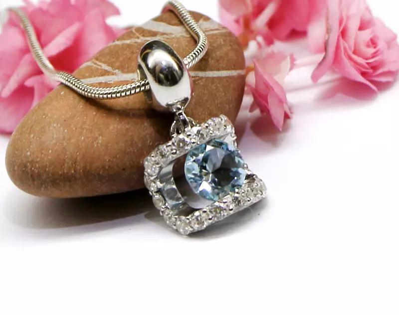 Miniature pendant 3D model with stones