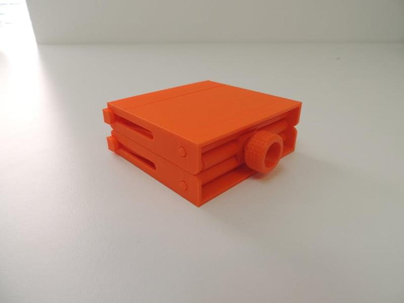 Platform Jack  [Fully Assembled, No Supports]