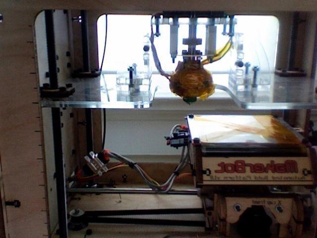 Removable Automated Build Platform 