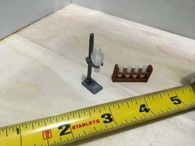 1:18 scale separatory funnel with stand