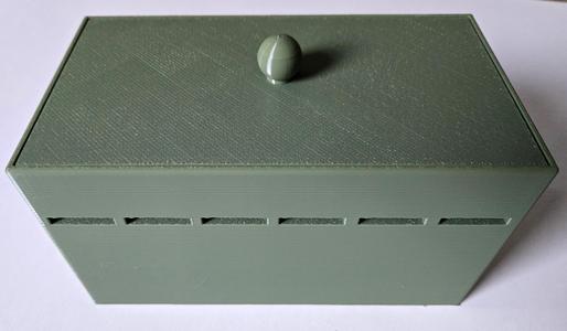 Sandpaper box for 25 mm wide sandpaper.