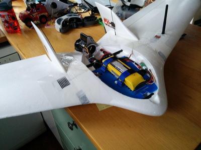 Zeta FX-61 FPV flying wing battery tray