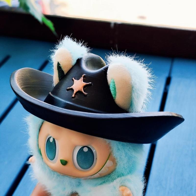 Labubu Sherif hat
