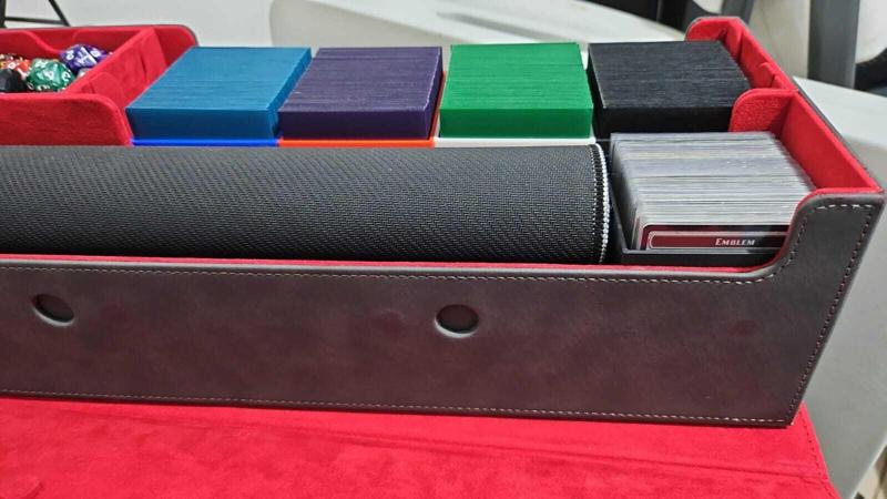 MTG token deck box for traveling box