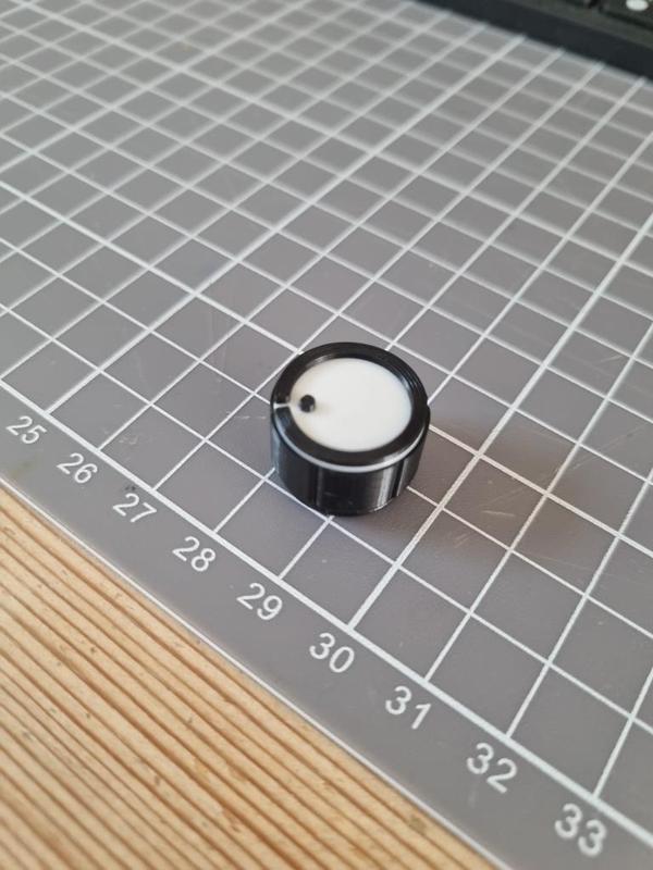 Peavey amp knob