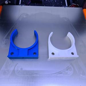 Wall mount for osmosis or additional filter